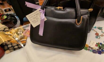 Vintage Fashion – Emotional Rollercoaster A Personal Journey