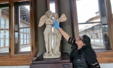 Florence Uffizi Gallery – Visually Impaired Can Feel Uffizi