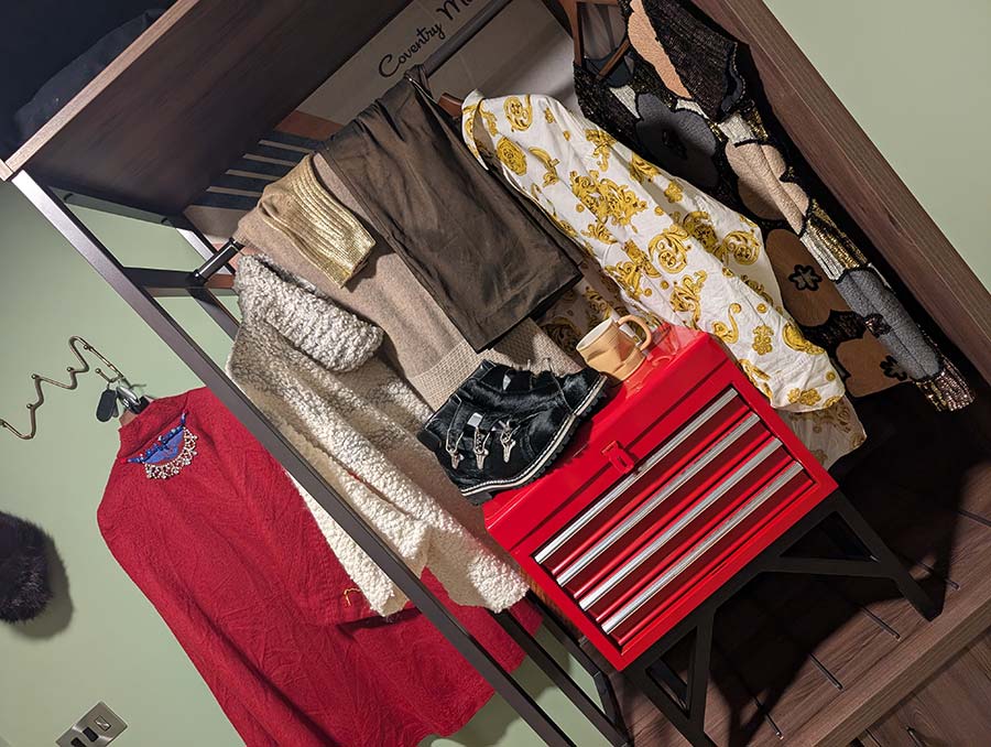 Bentayga-EWB-Azure.jpg-airline-seats-gracie-opulanza.jpg-wardrobe