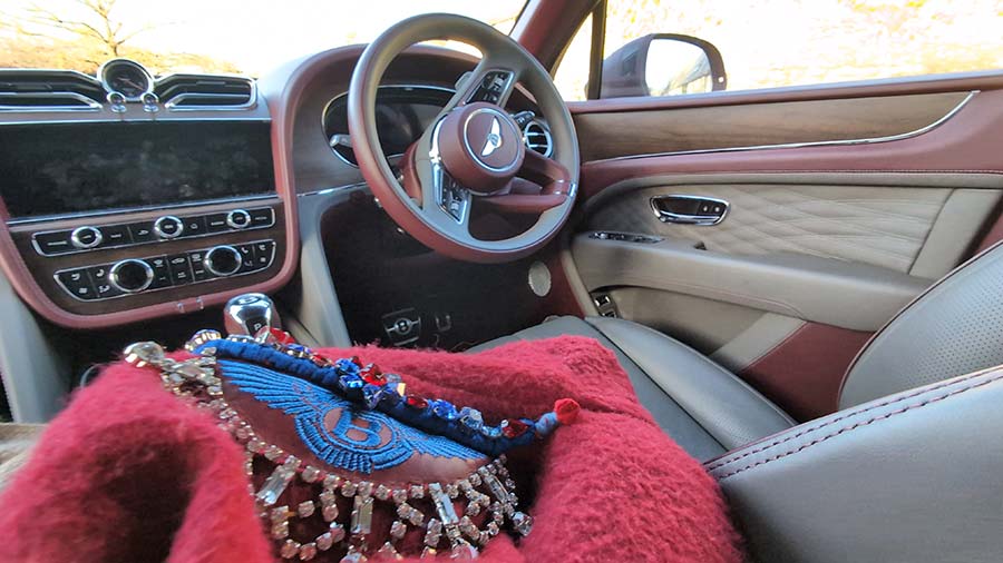 Bentley-Bentayga-EWB-Gracie-Opulanza-North-Wales-snowdan