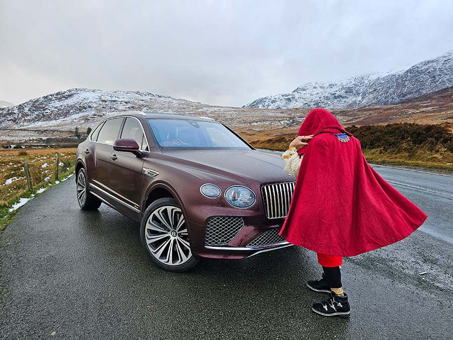 Bentley-Bentayga-EWB-Gracie-Opulanza-North-Wales-snowdan