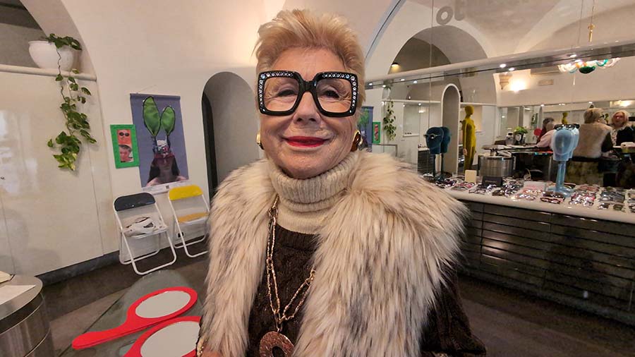 eyewear-with-nonna