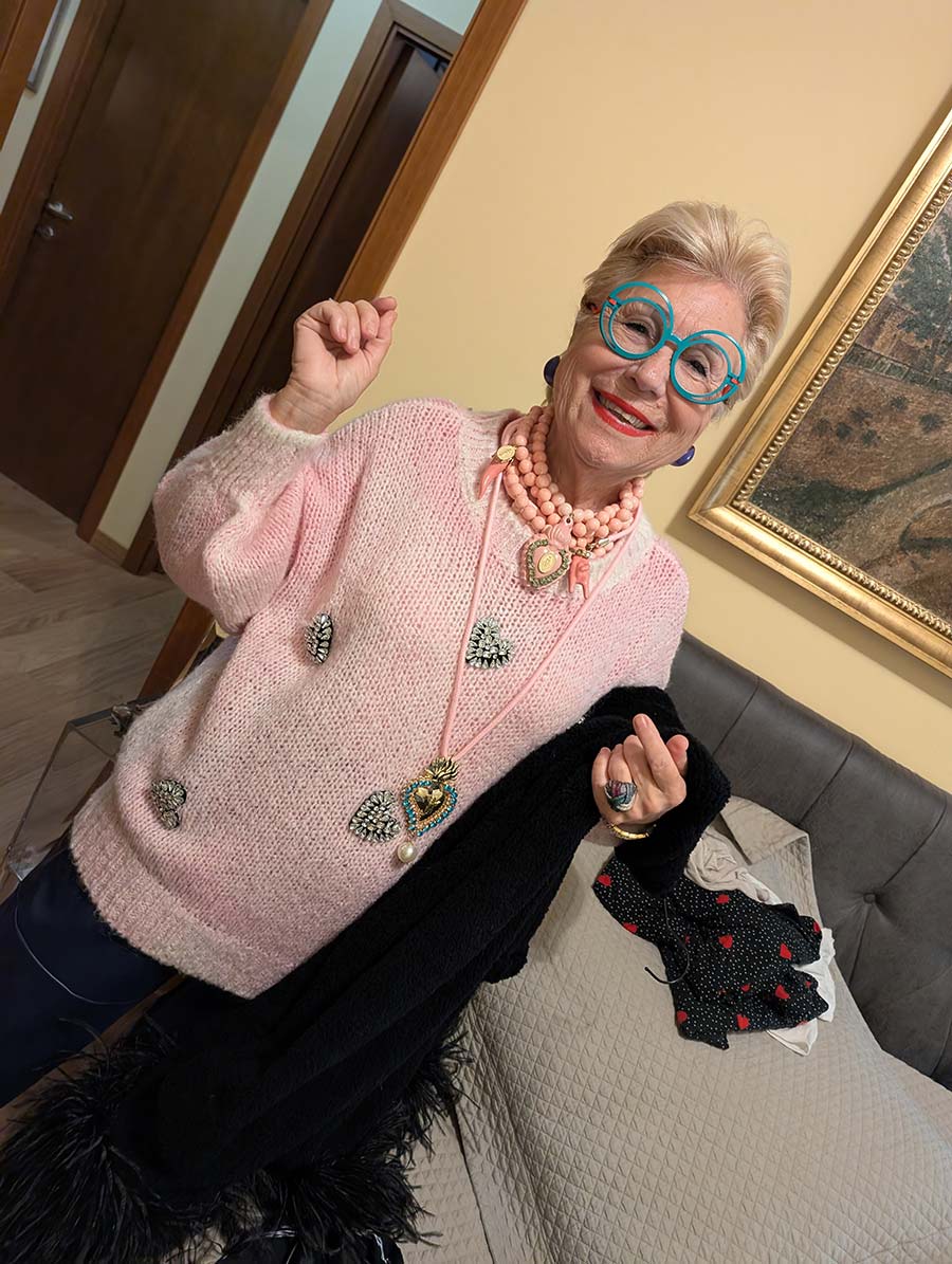 nonna-with-eyewear