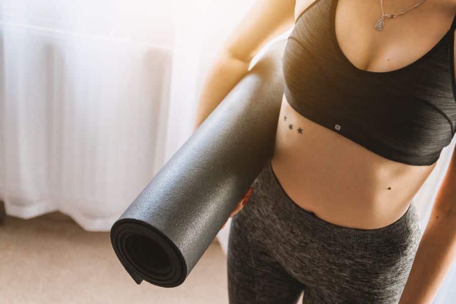 LuLu Lemon & The White Lotus: The Breakfast Table Power Play