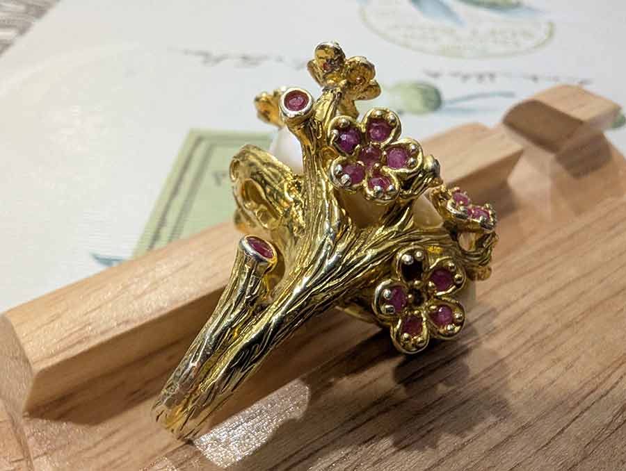 Are Baroque Pearls Worth Anything? Baroque Pearls Guide: Everything You Need to Know