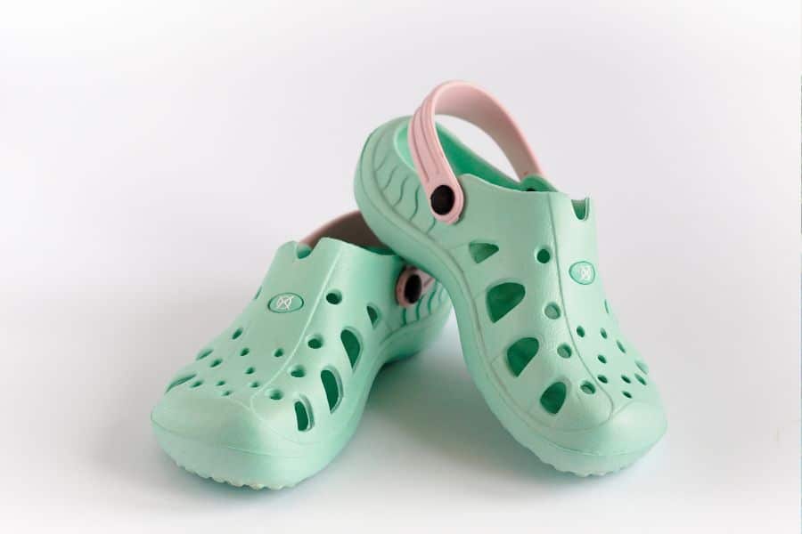 crocs