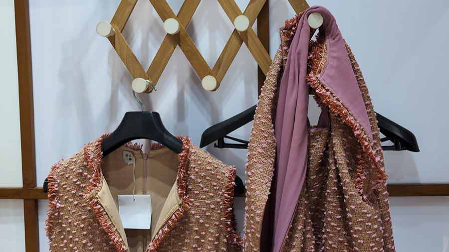 Chanel-dupe-dress-wool-Thailand-Gracie-Opulanza