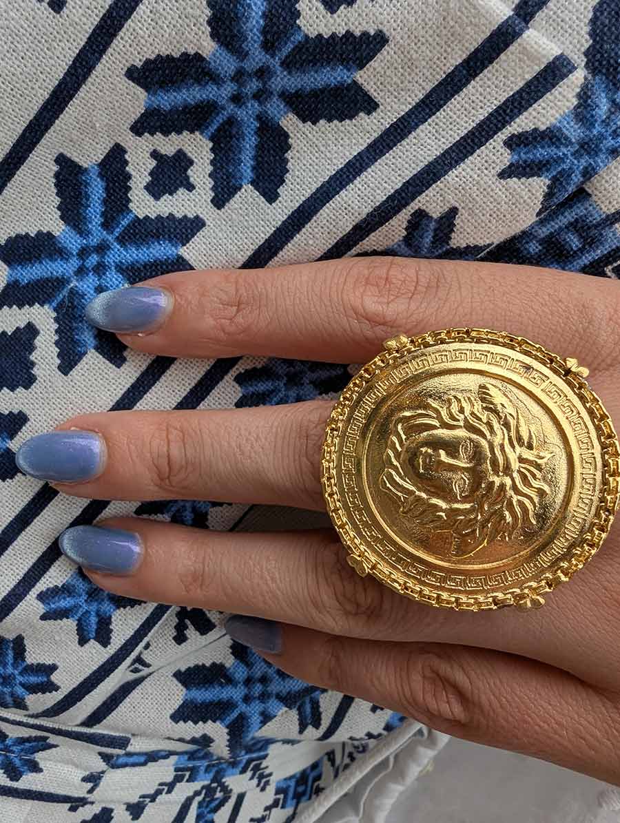 Verscae-button-turned-into-a-ring-Gracie-Opulanza