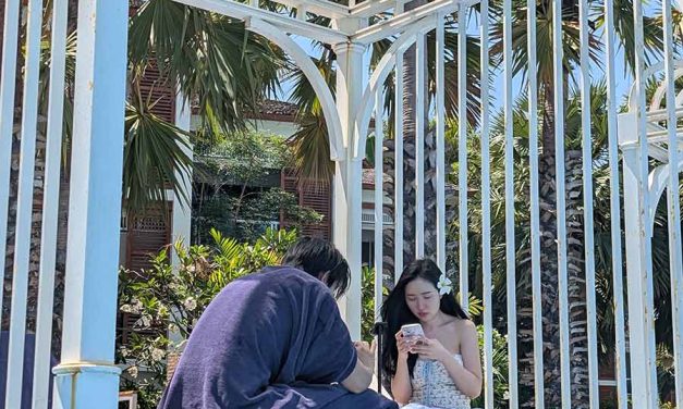 Swimming Pool Etiquette – How The White Lotus Exposes Poolside Faux Pas