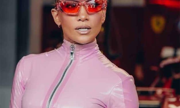 JLo at the Saudi Formula 1 Grand Prix – The Power of Quiet Glamour