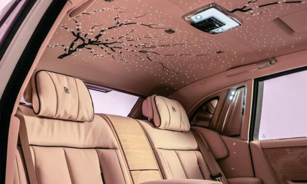 Bespoke Car Interiors- Meet the Artisans Behind Rolls-Royce’s Luxurious Craftsmanship