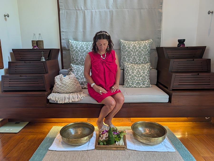 Four-Seasons-The-Secret-Garden