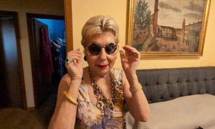 79-Year-Old Style Icon: Nonna Donata’s Eccentric Eyewear – Made in Italy!