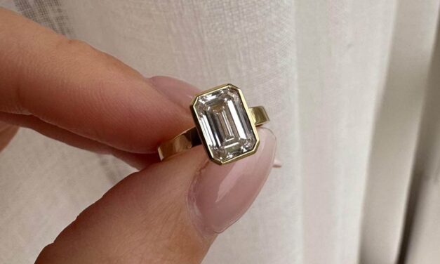 Everyone Deserves Diamonds? Antwerp in Crisis as €29 Lab Stones Disrupt an Ancient Trade