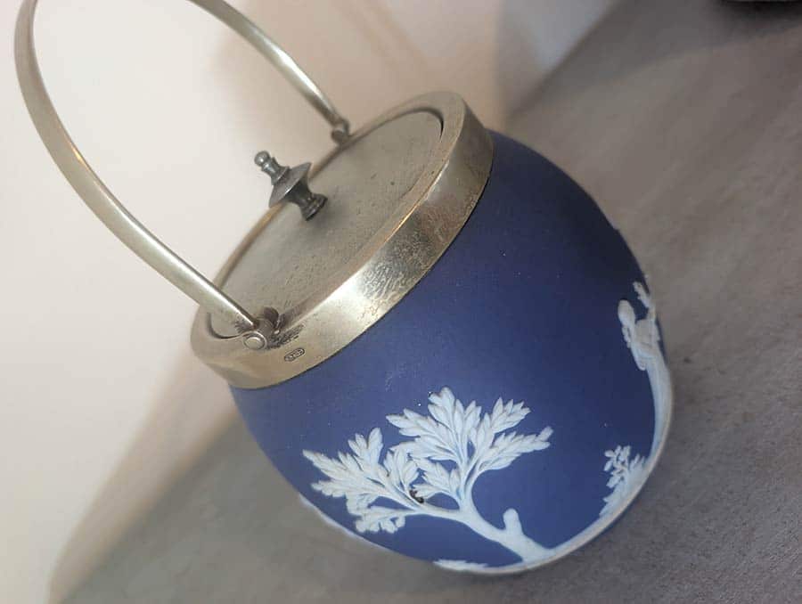 wedgwood-cheese.jpg-holder