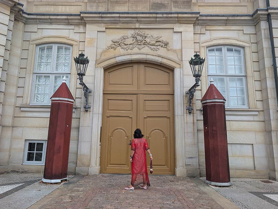 Breaking Danish Style Rules - Red, Cherry And Pink 