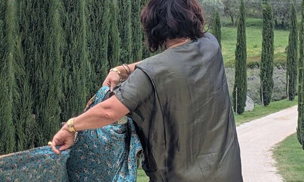 Olive Green in Motion – How I Style Green For Autumn