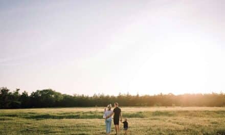 10 Ways to Create a Happy and Healthy Family Lifestyle