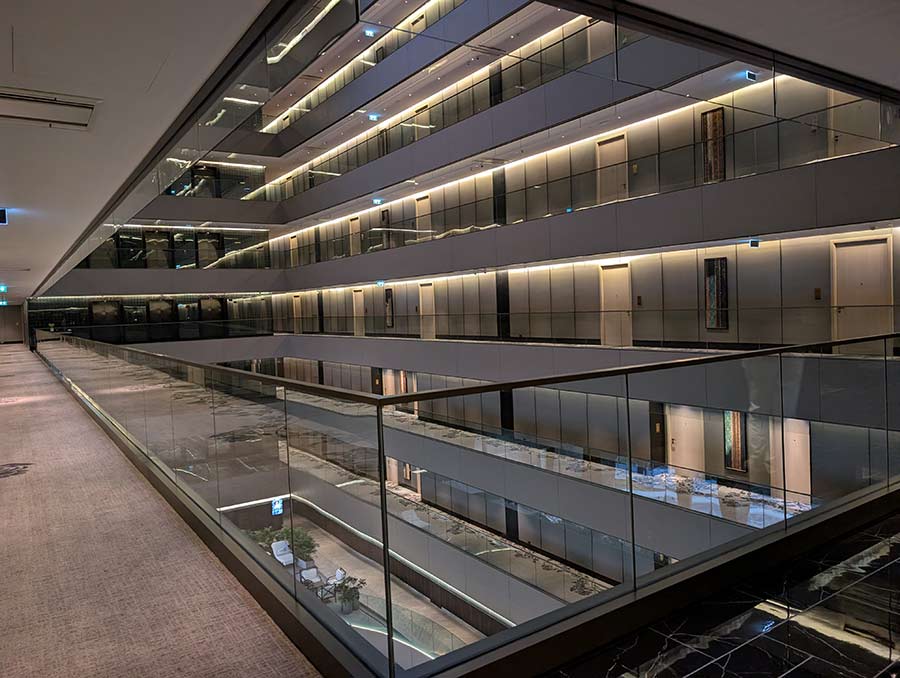 sindhorn kempinski bangkok jpg corridor