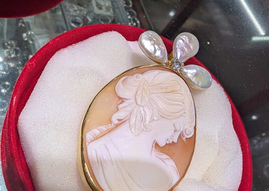 The Gracie Opulanza Bespoke Cameo Collection